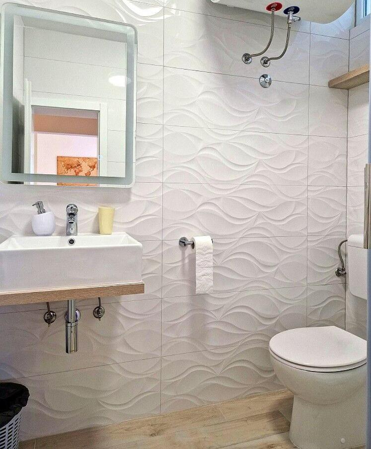 Apartment And Rooms Amenka Новаля Екстериор снимка