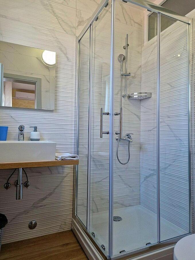 Apartment And Rooms Amenka Новаля Екстериор снимка