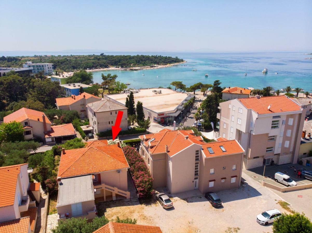 Apartment And Rooms Amenka Новаля Екстериор снимка